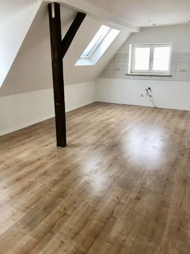 Maisonette zur Miete 440 € 3 Zimmer 55 m² 2. Geschoss frei ab 31.03.2025 Ringelstraße Lennep - Neustadt Remscheid 42897