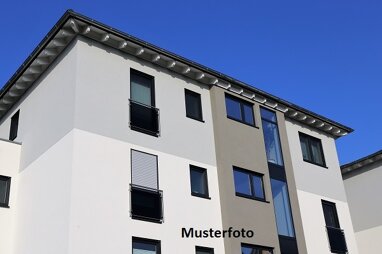 Wohn- und Geschäftshaus zum Kauf Zwangsversteigerung 128.000 € 1 Zimmer 1 m² 4.514 m² Grundstück Ilmenau Ilmenau 98693