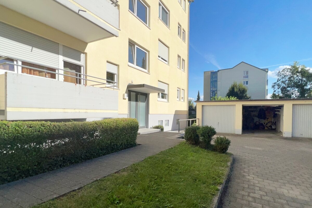 Wohnung zum Kauf 149.000 € 2 Zimmer 53 m²<br/>Wohnfläche 1.<br/>Geschoss Hohentwiel - Gewerbeschule 24 Singen (Hohentwiel) 78224