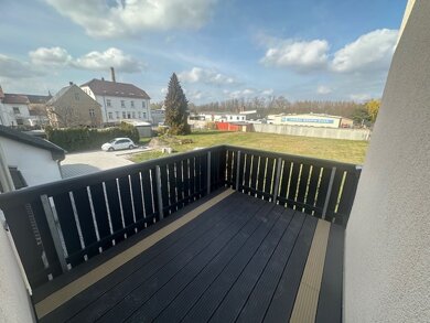 Wohnung zur Miete 680 € 3 Zimmer 80 m² 1. Geschoss Dr.-Friedrichs-Straße 73 Mügeln Mügeln 04769