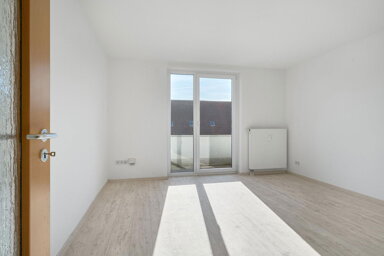 Wohnung zur Miete 470 € 3 Zimmer 67 m² Rostocker Straße 2 Nicolaiplatz Magdeburg 39124