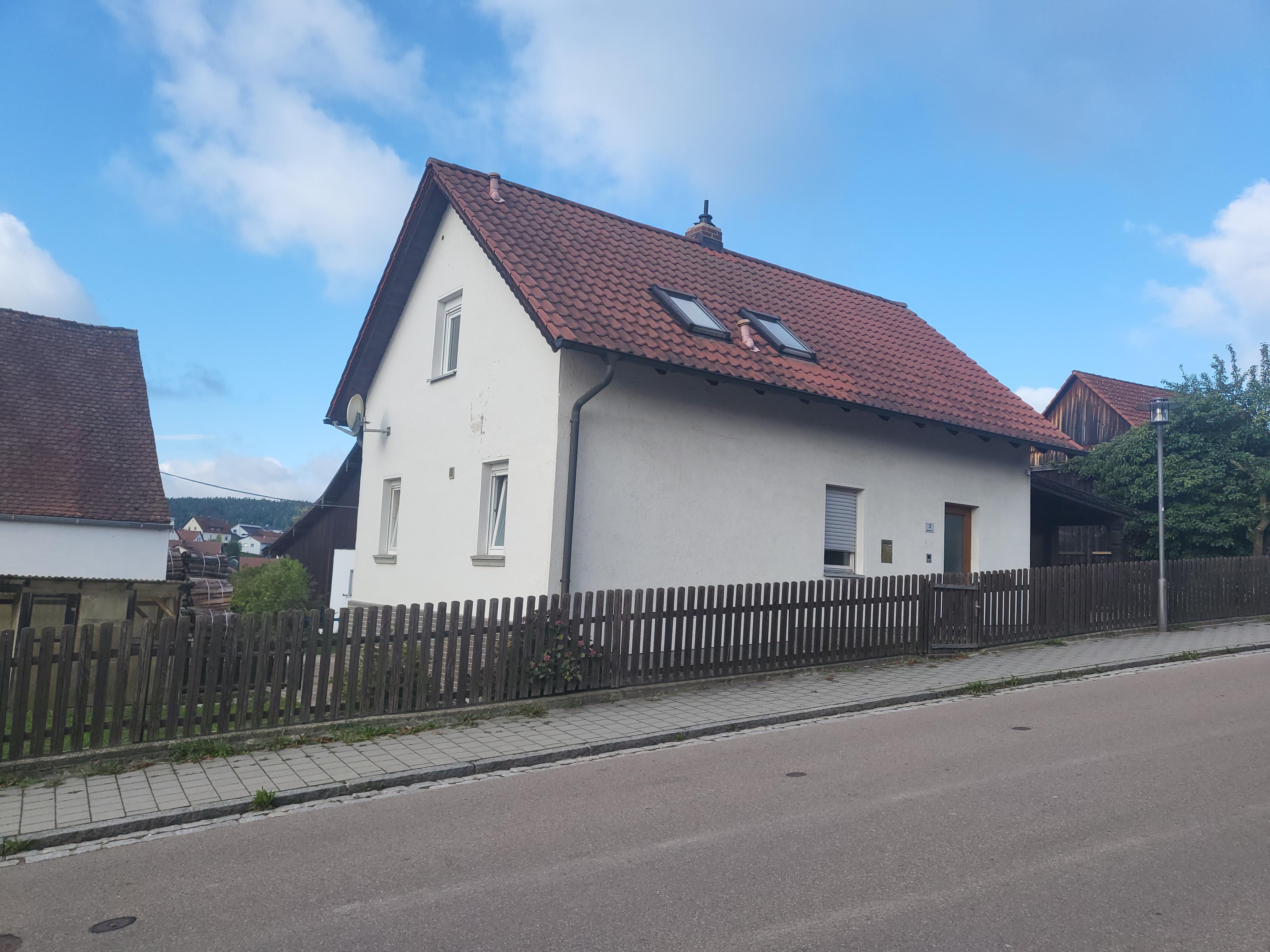 Einfamilienhaus zum Kauf 205.000 € 4 Zimmer 100 m²<br/>Wohnfläche 150 m²<br/>Grundstück Nabburg Nabburg 92507