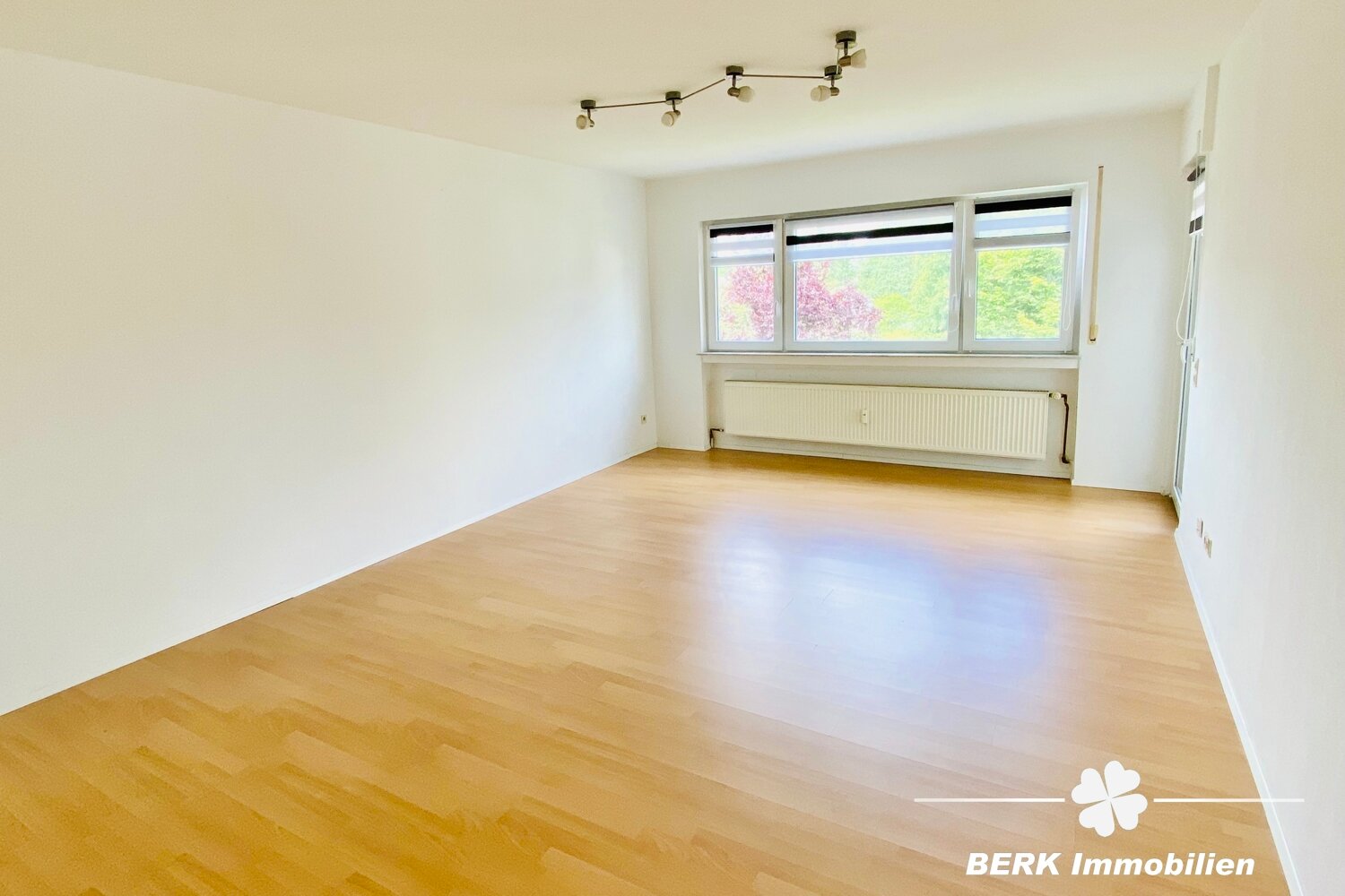 Wohnung zum Kauf 248.000 € 3 Zimmer 82,6 m²<br/>Wohnfläche 2.<br/>Geschoss Hainstadt Hainburg / Hainstadt 63512