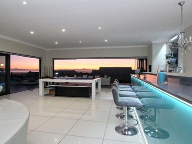 Villa zum Kauf 384.000 € 8 Zimmer 362 m² 601 m² Grundstück Somerset West - Kapstadt - Western Cape 7110