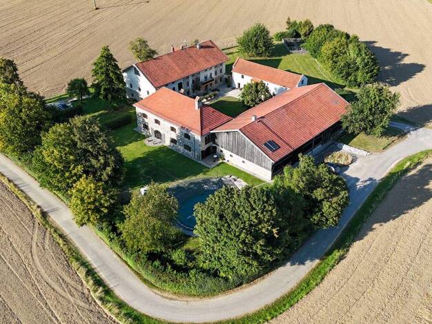 Bauernhaus zum Kauf 650.000 € 7 Zimmer 309 m² 1.000 m² Grundstück Kobl Burgkirchen an der Alz 84508