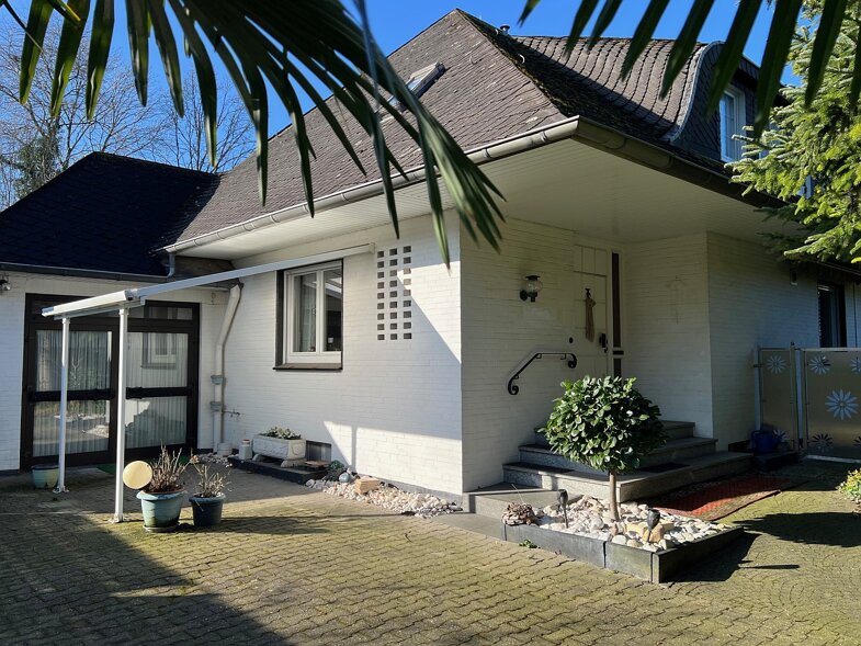 Einfamilienhaus zum Kauf 279.000 € 6 Zimmer 177 m² 872 m² Grundstück Ennigerloh Ennigerloh 59320