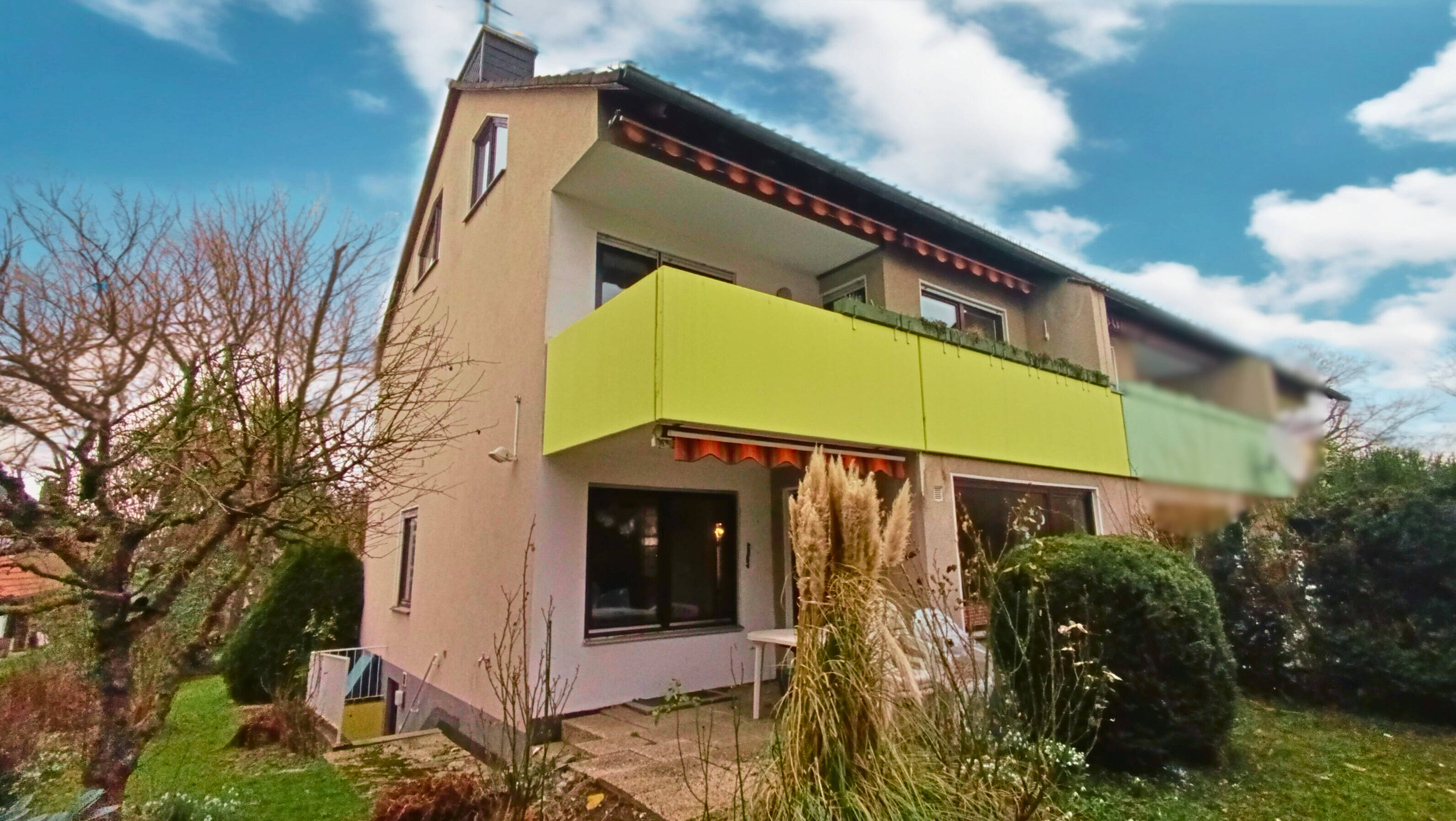 Familienfreundliches Reihenendhaus mit Garage und Garten in Oberzwehren