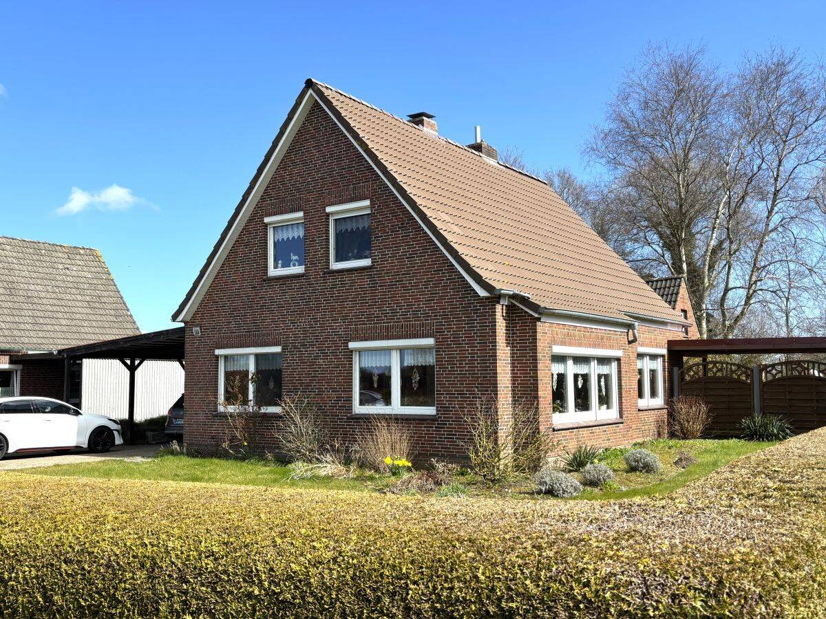 gepflegtes Familienwohlfühlhaus mit freiem Blick