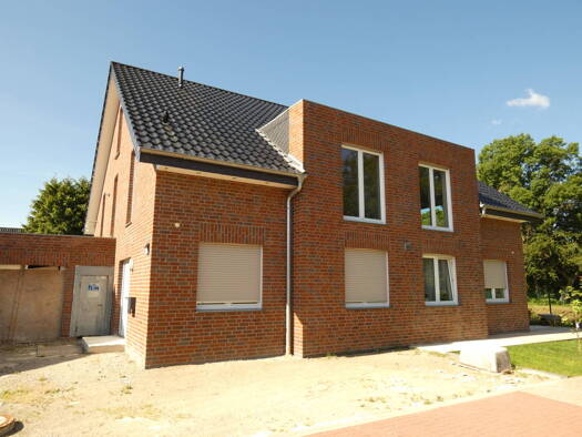 Einfamilienhaus zum Kauf 679.000 € 8 Zimmer 275 m² 651 m² Grundstück Versmold 33775