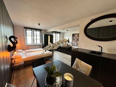 Wohnung zur Miete Wohnen auf Zeit 1.497 € 1 Zimmer 32 m² frei ab sofort Holzgasse Altstadt - Süd Köln 50676