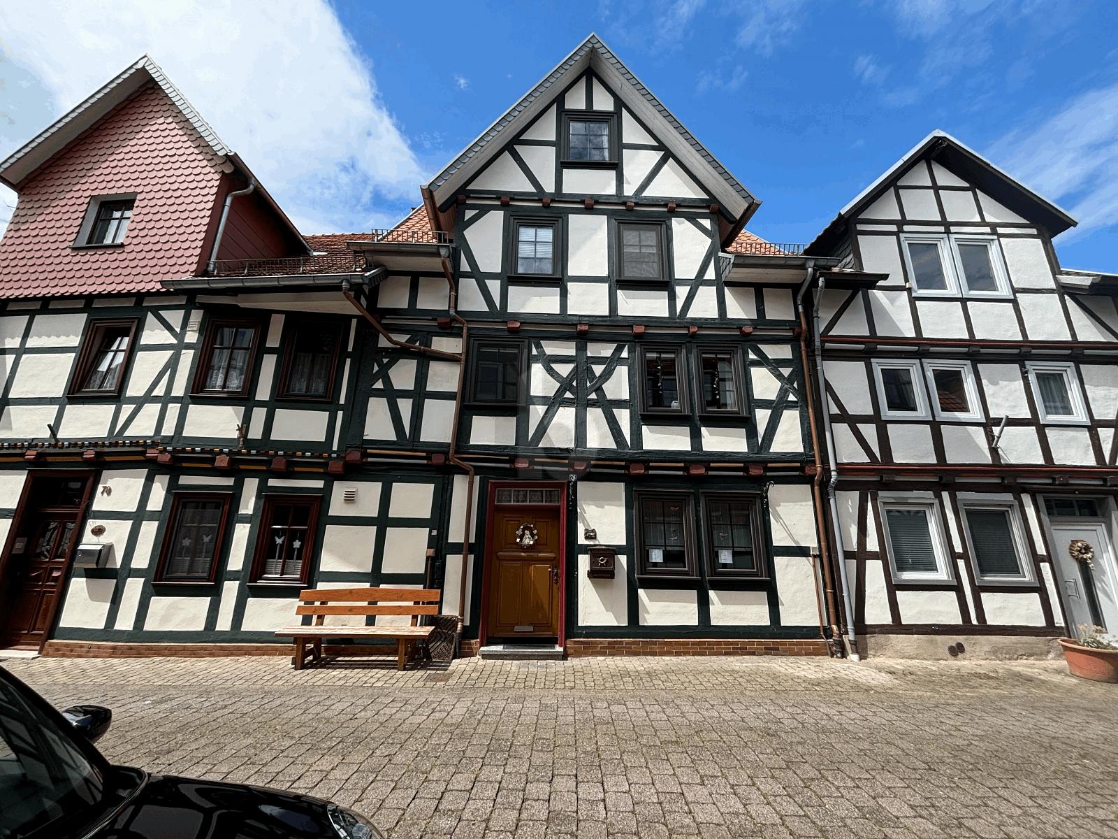 Reihenmittelhaus zum Kauf 140.000 € 6 Zimmer 141 m²<br/>Wohnfläche 130 m²<br/>Grundstück Bad Sooden-Allendorf Bad Sooden-Allendorf 37242