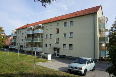 Wohnung zur Miete 301 € 2 Zimmer 50,2 m² 3. Geschoss Oschatzer Str. 34 Strehla Strehla 01616