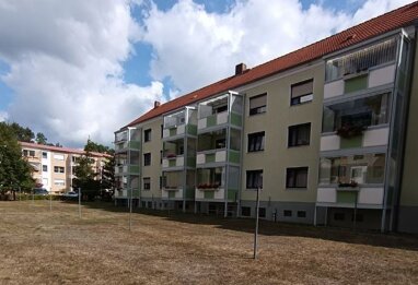 Wohnung zum Kauf 75.000 € 3 Zimmer 64 m² 3. Geschoss Königsbrück Königsbrück 01936