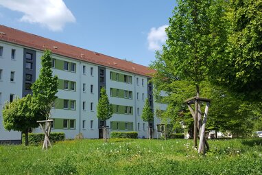 Wohnung zur Miete 318,78 € 3 Zimmer 54,7 m² 4. Geschoss Ernst-Thälmann-Siedlung 50 Hohenstein-Ernstthal Hohenstein-Ernstthal 09337