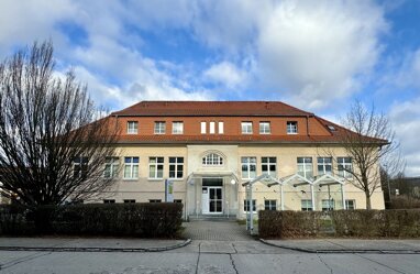 Bürofläche zur Miete Provisionsfrei 304 m² Bürofläche teilbar ab 152 m² Radeberg Radeberg 01454