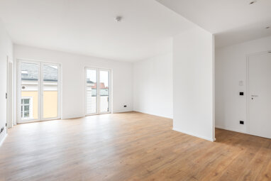 Wohnung zur Miete 1.119 € 3 Zimmer 86,1 m² 2. Geschoss frei ab sofort Ritterstraße 27 / Am Stadtdgraben 3 Kitzingen Kitzingen 97318