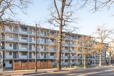 Wohnung zur Miete nur mit Wohnberechtigungsschein 533 € 2 Zimmer 54,4 m² 4. Geschoss frei ab 10.02.2025 Nürnberger Str. 161 Rathenau Erlangen 91052