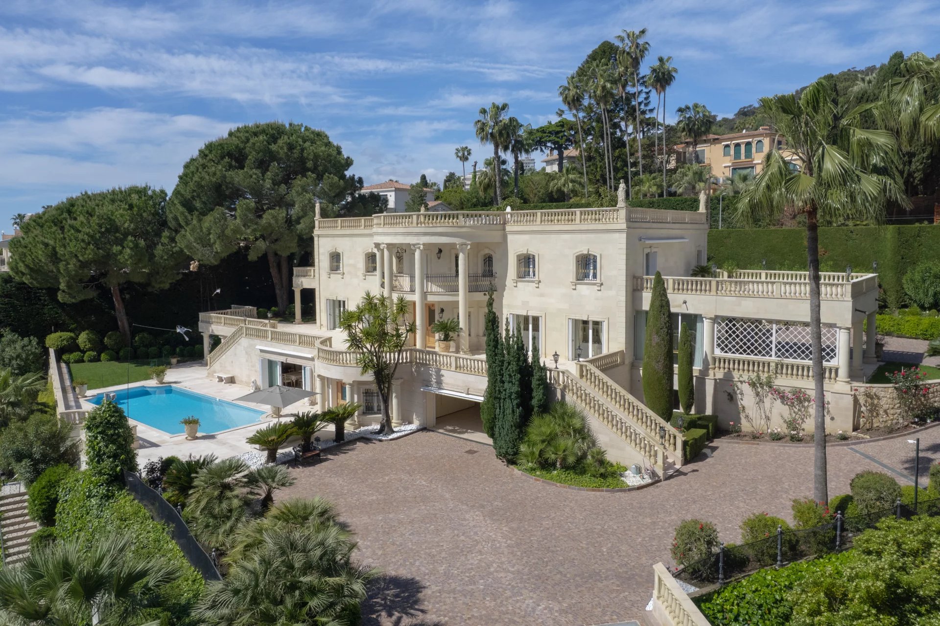 Einfamilienhaus zum Kauf 14.800.000 € 13 Zimmer 850 m²<br/>Wohnfläche 4.049 m²<br/>Grundstück Le Vieux Port-Les Iles CANNES 06400