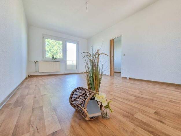 Wohnung zur Miete 385 € 3 Zimmer 69,9 m² 5. Geschoss Lerchenwuhne 132 Neustädter Feld Magdeburg 39128