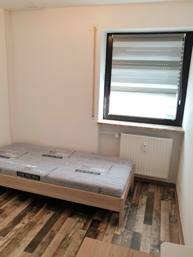 Wohnung zur Miete 240 € 1 Zimmer 14 m² West Landshut 84034