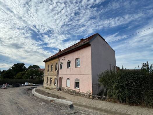 Haus zum Kauf 29.900 € 5 Zimmer frei ab sofort Aumaische Str. 9 Triptis 07819