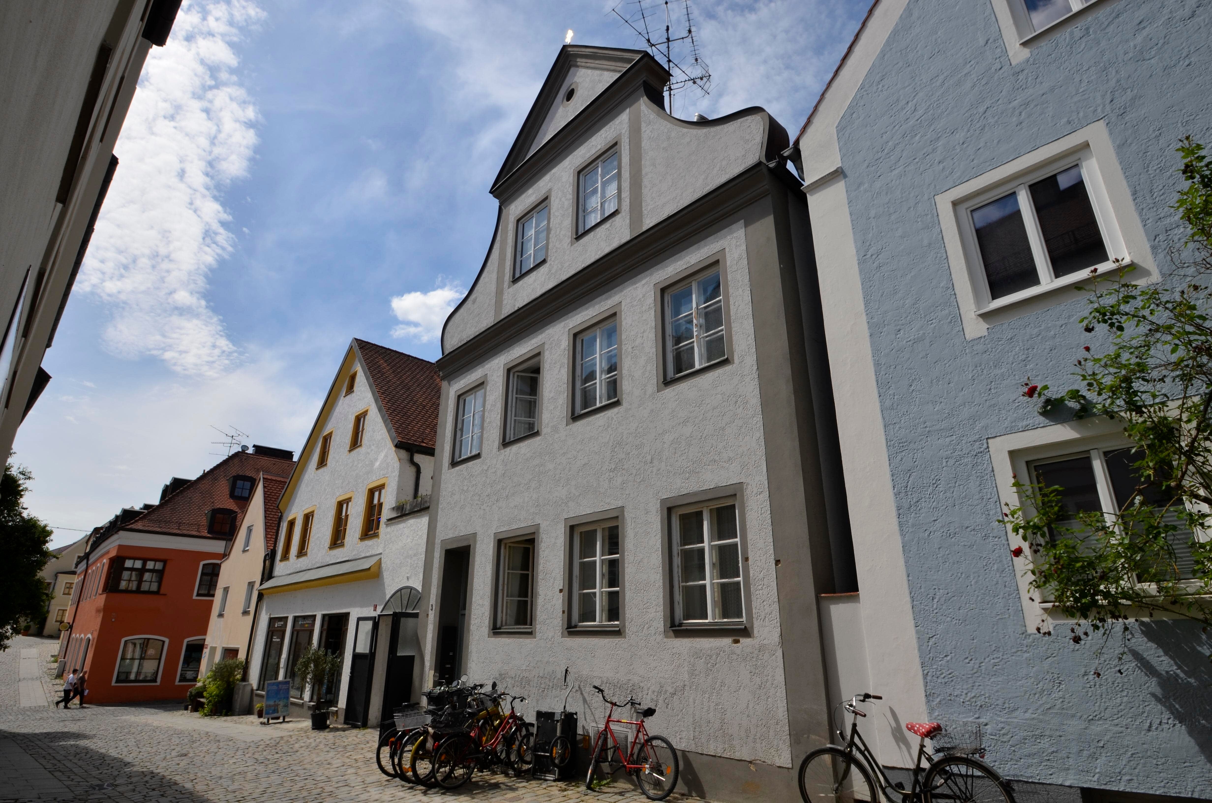 Mehrfamilienhaus zum Kauf 6 Zimmer 136 m²<br/>Wohnfläche 200 m²<br/>Grundstück Freising Freising 85354