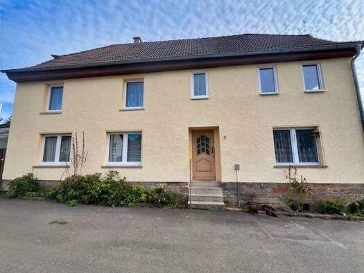 Mehrfamilienhaus zum Kauf 159.000 € 7 Zimmer 183 m² 302 m² Grundstück frei ab 01.12.2025 Bad Berka 99438