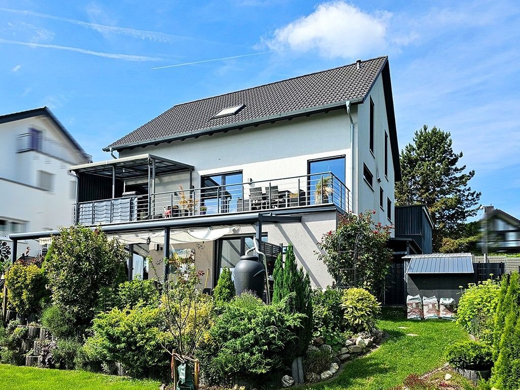 Mehrfamilienhaus zum Kauf 768.000 € 8 Zimmer 281 m²<br/>Wohnfläche 889 m²<br/>Grundstück Sinzig Sinzig 53489