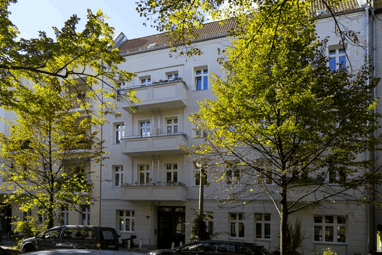 Wohnung zur Miete nur mit Wohnberechtigungsschein 641,05 € 2 Zimmer 56,5 m² 1. Geschoss Heynstraße 4 (HH) Pankow Berlin 13187