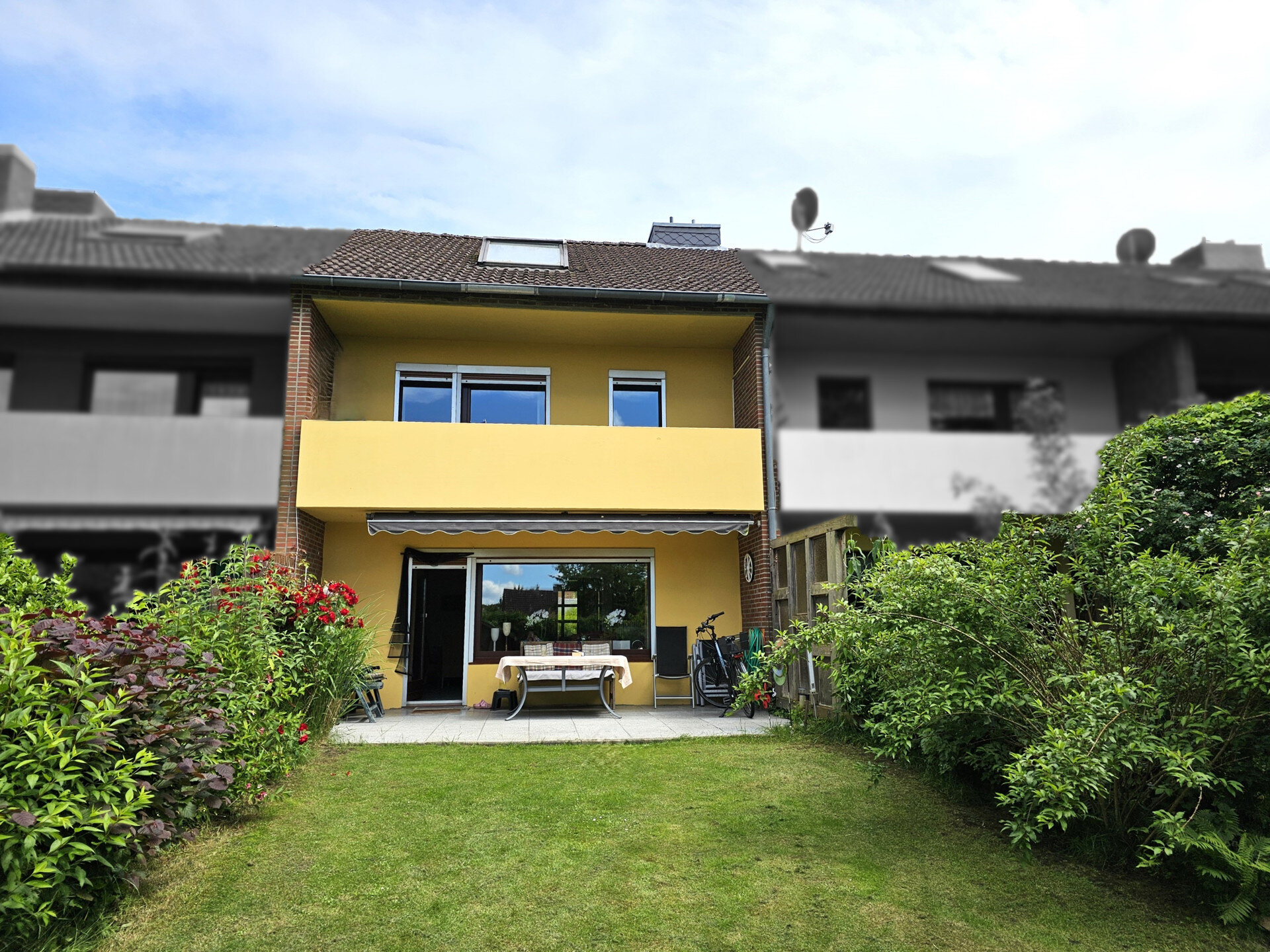 Reihenmittelhaus zum Kauf 309.000 € 3,5 Zimmer 102,2 m²<br/>Wohnfläche 192 m²<br/>Grundstück Mölln 23879
