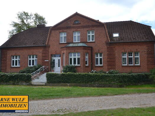 Bauernhaus zum Kauf 320.000 € 10 Zimmer 270 m² 3.100 m² Grundstück Kleeste Berge / Kleeste 19348