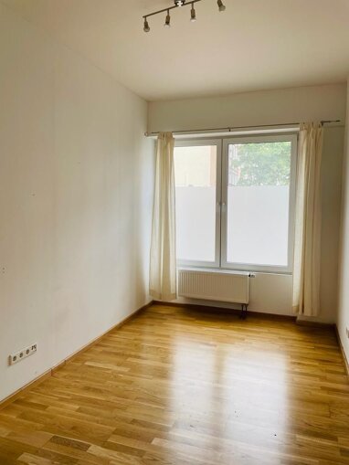 Wohnung zur Miete Wohnen auf Zeit 415 € 1 Zimmer 27,5 m² frei ab 01.07.2024 Weseler Straße 30 - 32 Pluggendorf Münster 48151