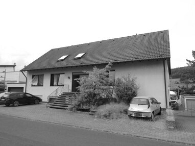 Haus zum Kauf 700.000 € 9 Zimmer 380 m² 998 m² Grundstück Wörth am Main 63939