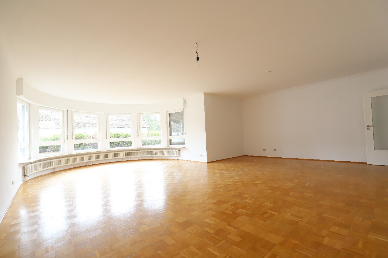 Wohnung zur Miete 1.250 € 3 Zimmer 133,5 m²<br/>Wohnfläche Erdgeschoss<br/>Geschoss Falkenstein Königstein 61462