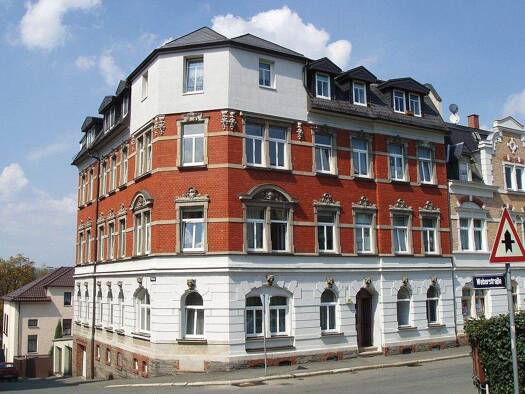 Wohnung zur Miete 170 € 1 Zimmer 34,3 m² 1. Geschoss frei ab sofort Walther-Rathenau-Straße 29 Oelsnitz 08606