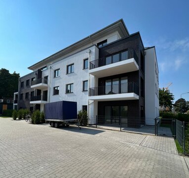 Wohnung zur Miete 1.330 € 3 Zimmer 95 m² 1. Geschoss Schweriner Straße Reutershagen Rostock 18069