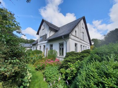 Haus zum Kauf 479.000 € 7 Zimmer 300 m² 8.936 m² Grundstück Meldorf 25704