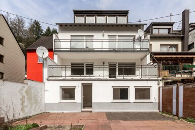 Mehrfamilienhaus zum Kauf 590.000 € 9 Zimmer 255 m² 522 m² Grundstück frei ab sofort Zewen 1 Trier 54294