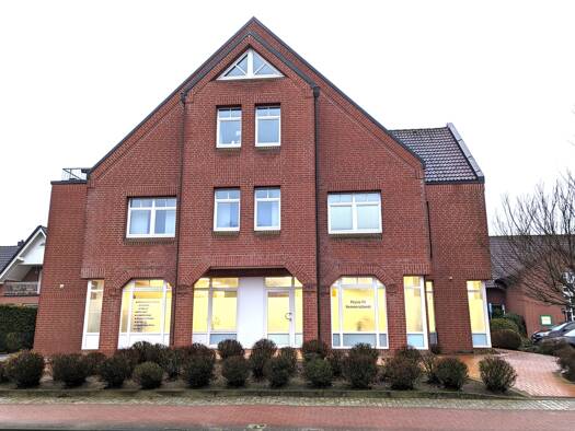 Praxis zum Kauf 690.000 € 371,6 m² Bürofläche Bersenbrück 49593