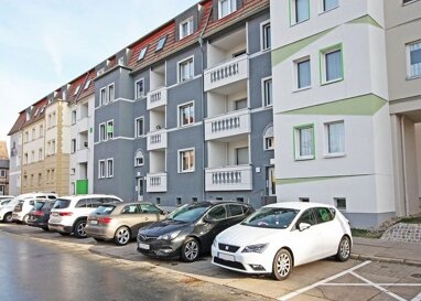 Wohnung zur Miete 314 € 3 Zimmer 56,9 m² 2. Geschoss Mittelstraße 1 Oschersleben Oschersleben 39387