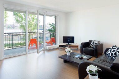 Wohnung zur Miete Wohnen auf Zeit 1.990 € 2 Zimmer 65 m² frei ab sofort Friedrichshain Berlin 10245