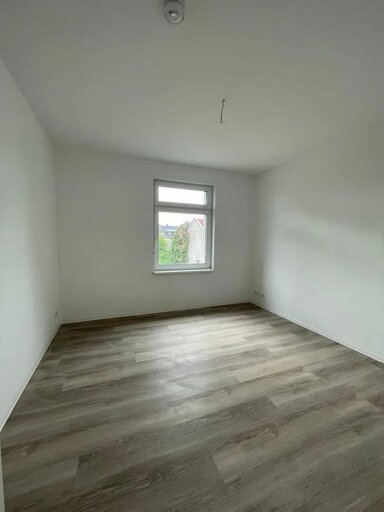 Wohnung zum Kauf provisionsfrei 129.600 € 5 Zimmer 127 m² frei ab sofort Cochstedter straße Fermersleber Weg Magdeburg 39112