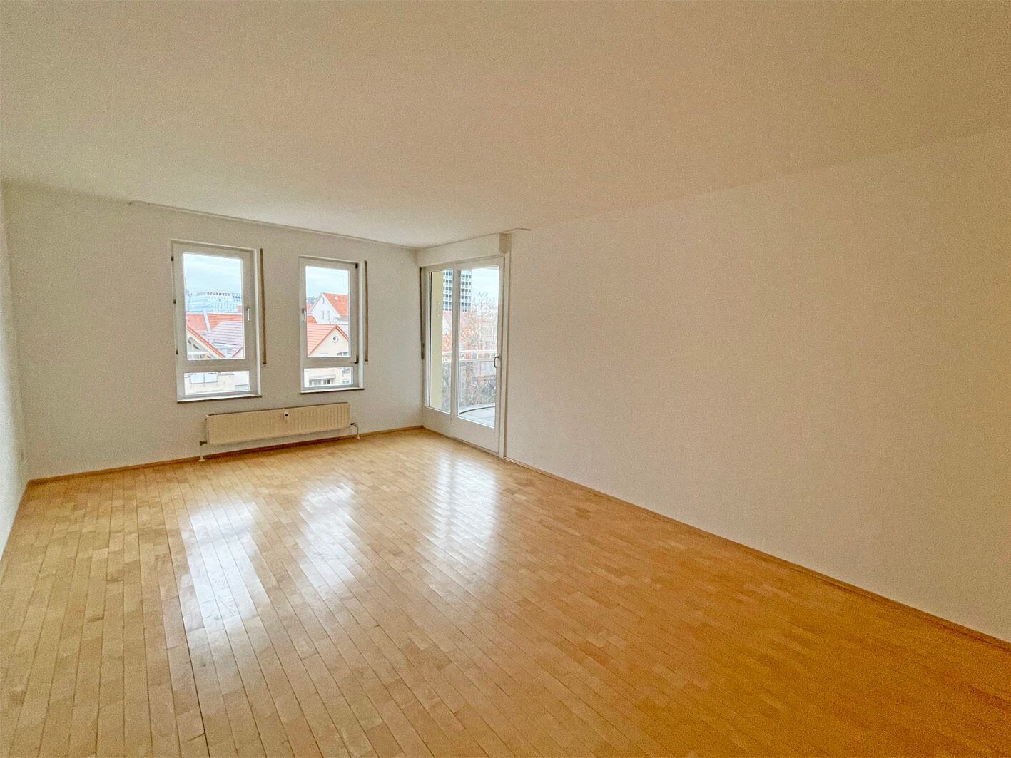 Wohnung zur Miete 1.150 € 3 Zimmer 68 m²<br/>Wohnfläche 3. Stock<br/>Geschoss Rathaus Stuttgart 70182
