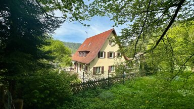 Haus zur Miete 2.000 € 7 Zimmer 212 m² 200 m² Grundstück Bad Liebenzell Bad Liebenzell 75378