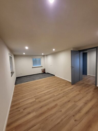 Apartment zur Miete 1.000 € 4 Zimmer 68 m² Erdgeschoss Eislingerstrasse Salach Salach 73084