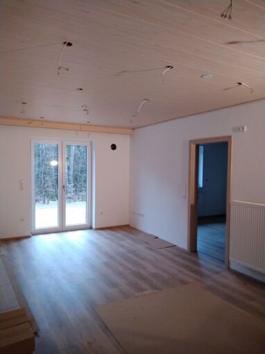 Wohnung zur Miete 700 € 3 Zimmer 75 m² 1. Geschoss Vorderthürn Bruck i.d.OPf. 92436