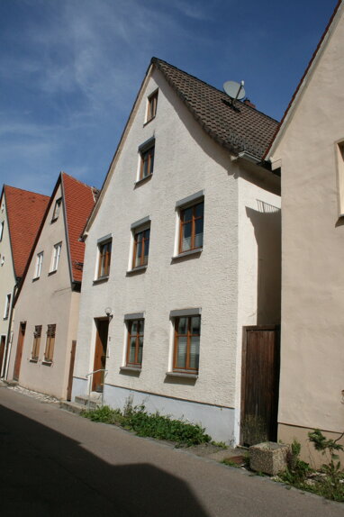 Stadthaus zum Kauf 329.500 € 7 Zimmer 170 m² 122 m² Grundstück frei ab sofort Nördlingen Nördlingen 86720