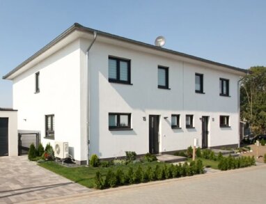 Doppelhaushälfte zum Kauf Provisionsfrei 315.000 € 4 Zimmer 116 m² 305 m² Grundstück Am Kanal Groß Ammensleben Niedere Börde 39326