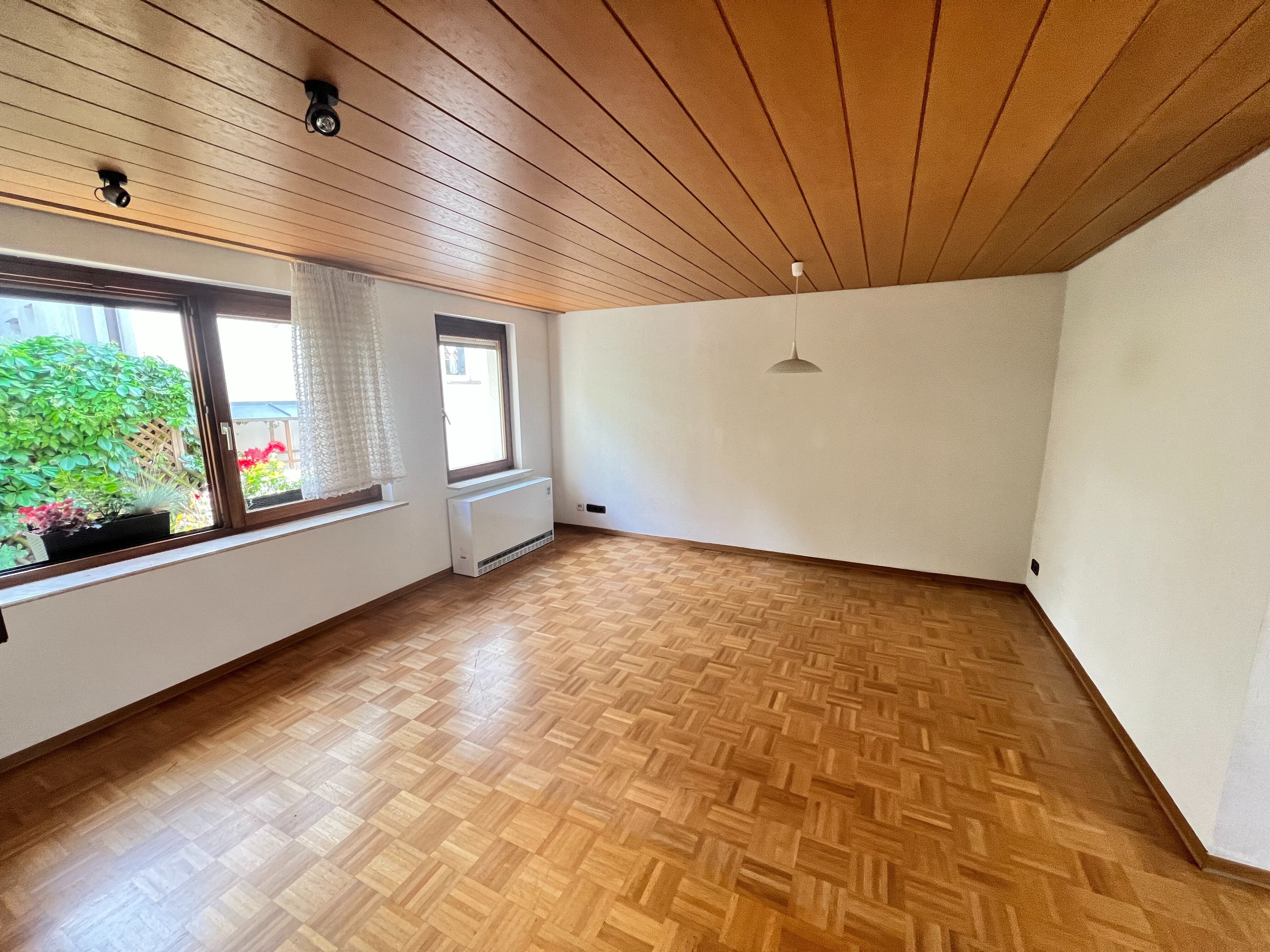 Wohnung zur Miete 620 € 2 Zimmer 55 m²<br/>Wohnfläche 1. Stock<br/>Geschoss Hedelfingen Stuttgart 70329