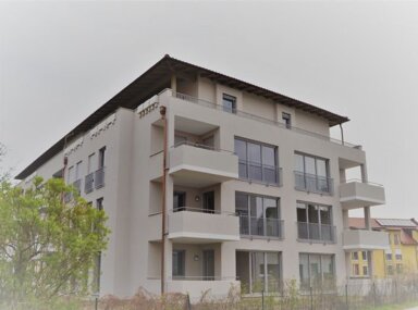 Wohnung zur Miete 900 € 3 Zimmer 85 m² 1. Geschoss frei ab 01.04.2025 Bahnhofstr. 57a Deggendorf Deggendorf 94469